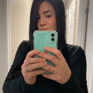 Meet your Posher, Michaela